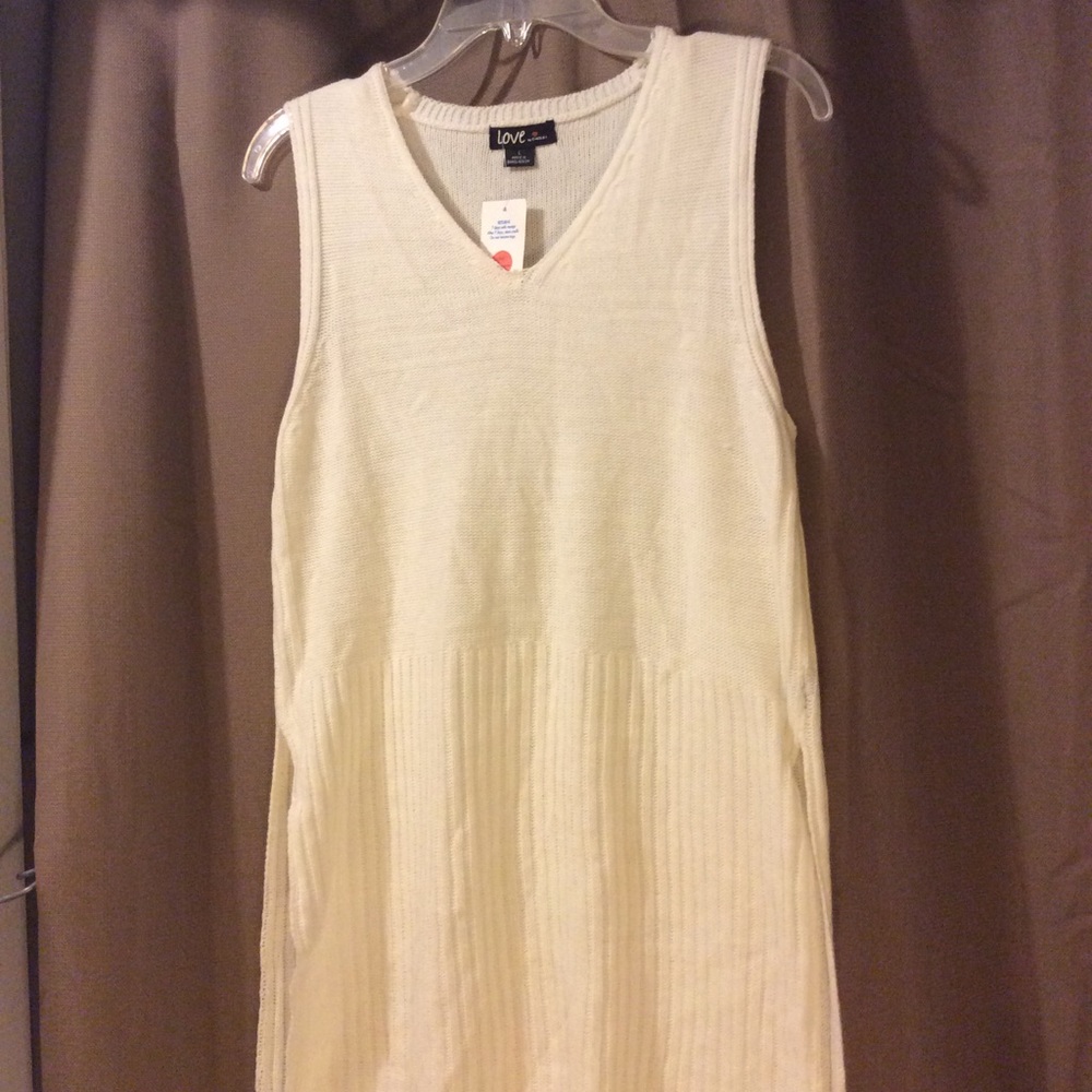 Sleeveless Sweater